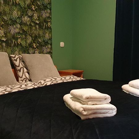 Hillside Garden Apartman Lägenhet Zalakaros Exteriör bild